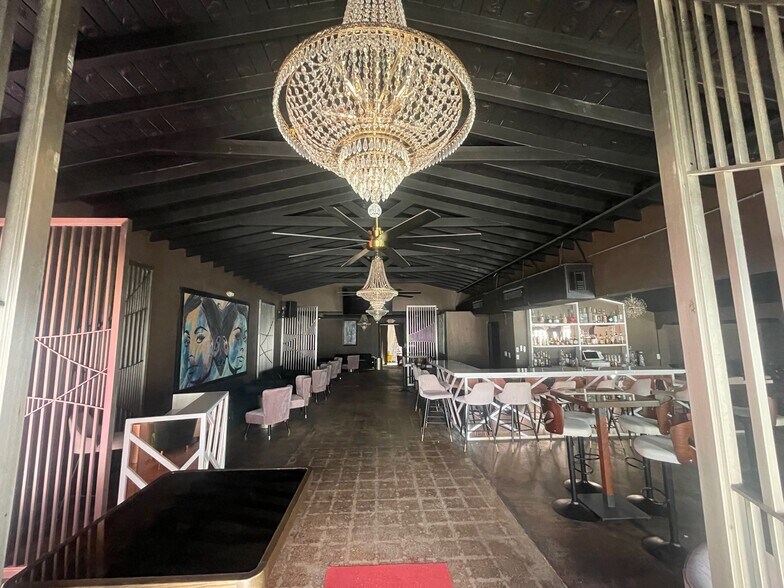 Primary Photo Of 1517 E Las Olas Blvd, Fort Lauderdale Bar For Lease