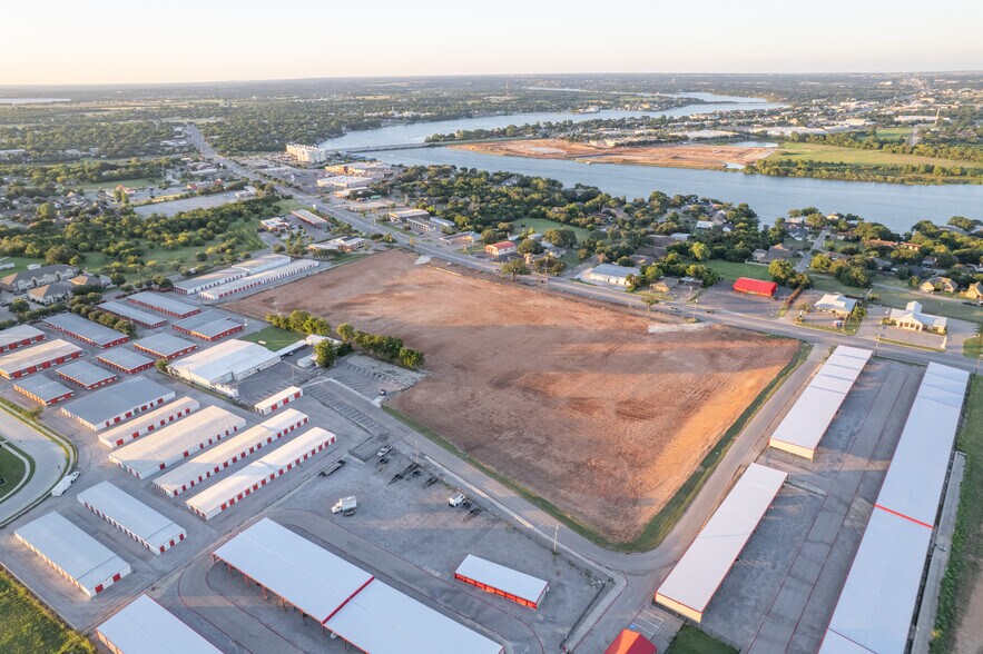 More Photos Of 1716 Morgan st, Granbury Land For Sale