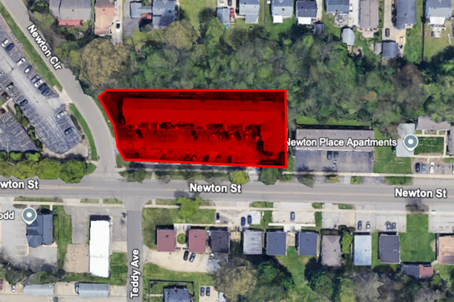 More Photos Of 2323 Newton St, Akron Apartments For Sale