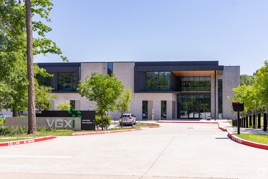 More Photos Of 10130 Deison Park Blvd, Conroe Manufacturing For Sale