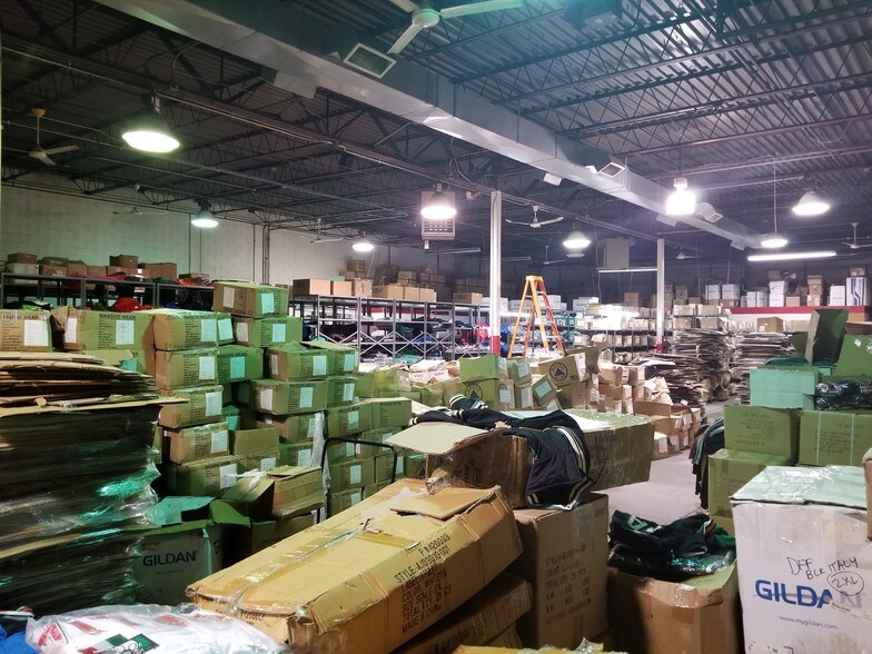 More Photos Of 1440 Church St, Bohemia Warehouse For Lease