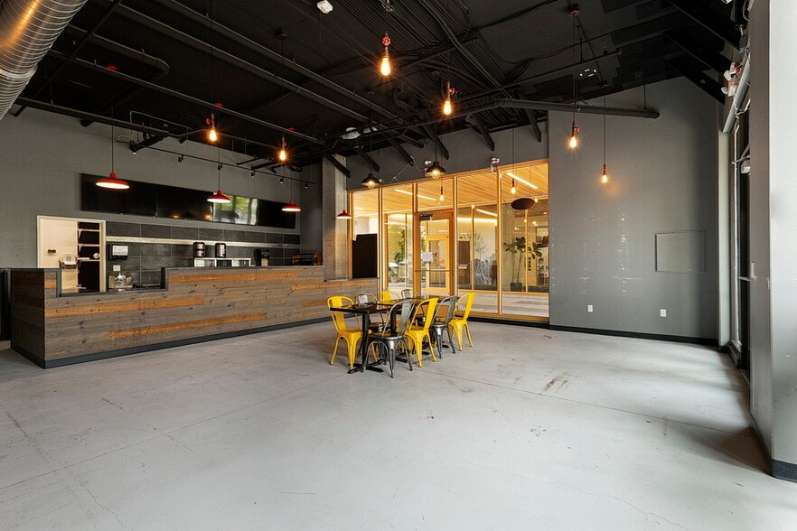 More Photos Of 5005 SE 72nd Ave, Portland Apartments For Lease
