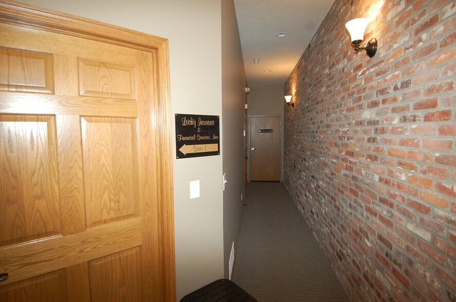 More Photos Of 217 8th Ave, Wellman Medical For Lease
