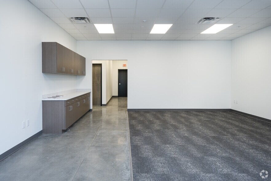 More Photos Of 121 Logistics Dr, Gaffney Unknown For Lease