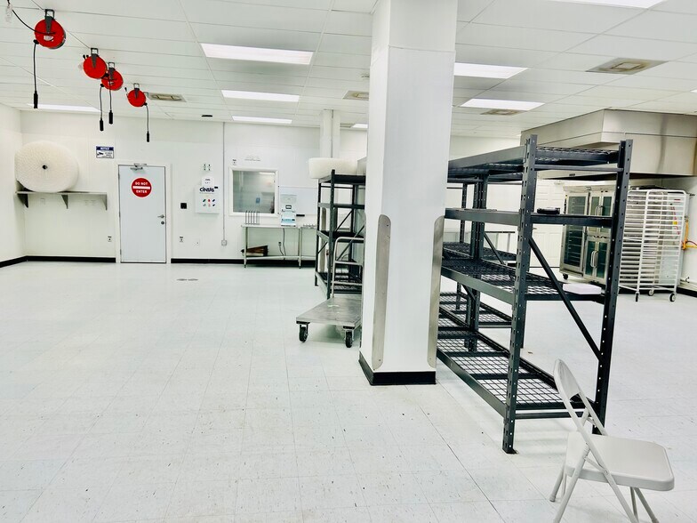 More Photos Of 6186-6288 S Congress Ave, Lantana Restaurant For Lease