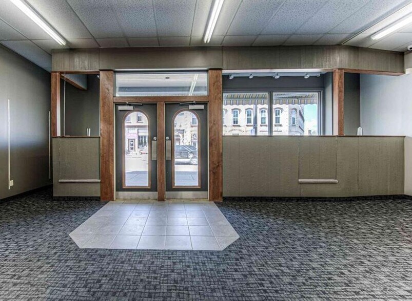 More Photos Of 95 Peel St, Wilmot Department Store For Sale