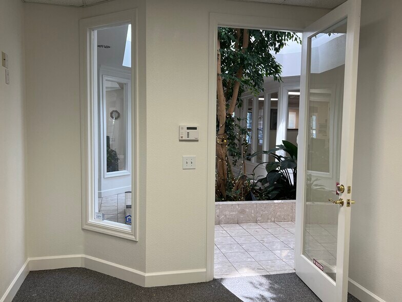 More Photos Of 2880 N Tracy Blvd, Tracy Medical For Lease