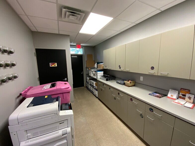 More Photos Of 3436-3500 Granite Cir, Toledo Medical For Sale