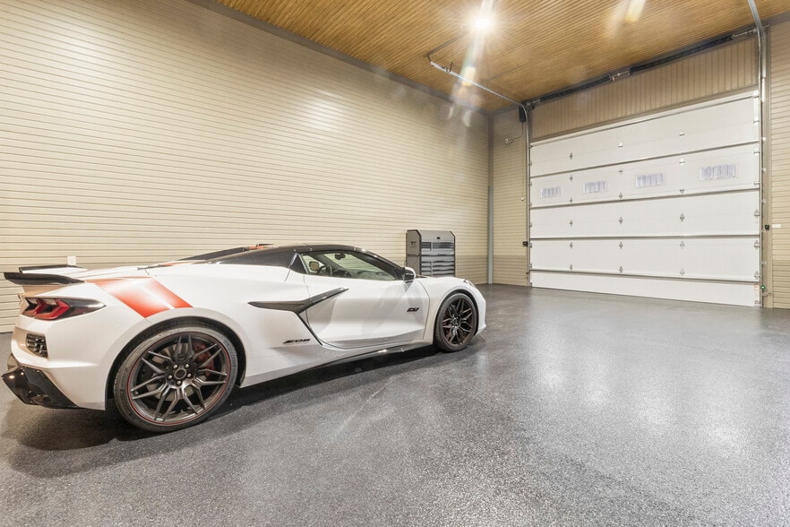 More Photos Of 144 McCrary Rd, Mooresville Flex For Sale