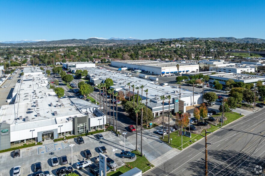 More Photos Of 5425-5445 E La Palma Ave, Anaheim Warehouse For Lease