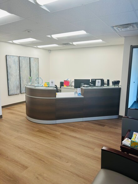 More Photos Of 660 Lanier Park Dr, Gainesville Medical For Lease