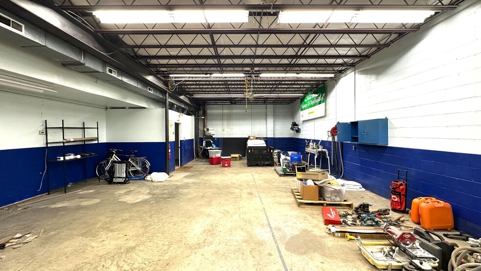 More Photos Of 3731 W Alexandersville Bellbrook Rd, Dayton Warehouse For Sale