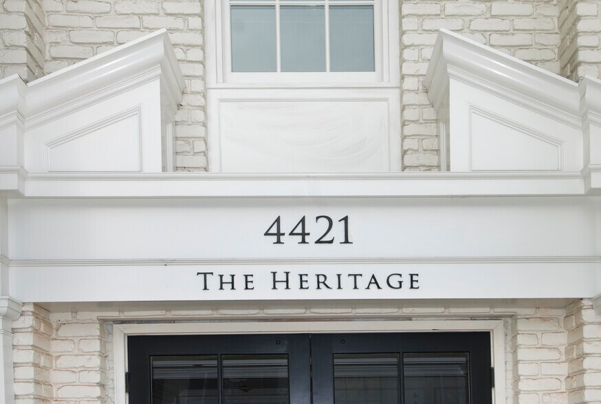 More Photos Of 4421 W Riverside Dr, Burbank Office For Lease