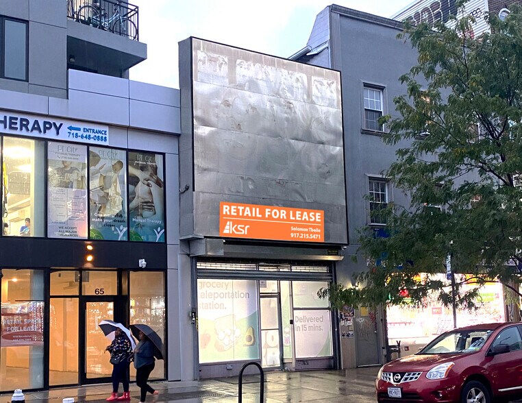 Primary Photo Of 69 Graham Ave, Brooklyn Storefront For Lease