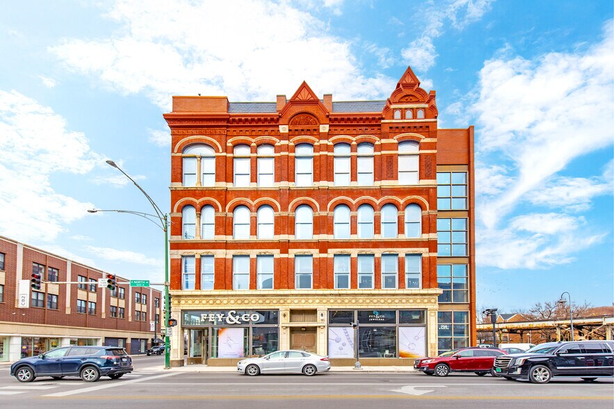 More Photos Of 758 W North Ave, Chicago Theater Concert Hall For Lease