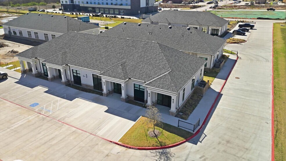 More Photos Of 3121 Bailey Dr, Fort Worth Office For Lease
