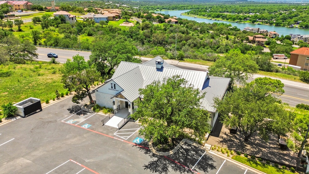 More Photos Of 602 Steve Hawkins Pky, Marble Falls Storefront Retail Office For Lease