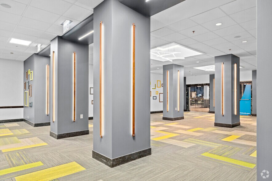 More Photos Of 313 W Liberty St, Lancaster Office For Lease