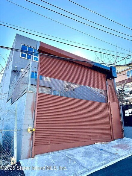 Primary Photo Of 16 Concord Pl, Staten Island Warehouse For Sale