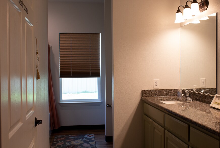 More Photos Of 1500 N Ruddell St, Denton Land For Sale