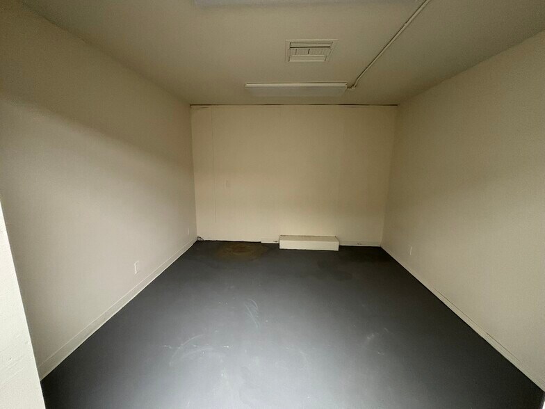 More Photos Of 3329 Enterprise Ave, Hayward Warehouse For Lease