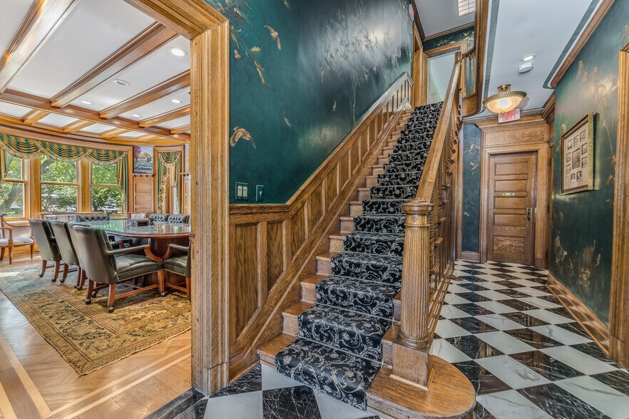 More Photos Of 1 Main St, Flemington Office For Sale