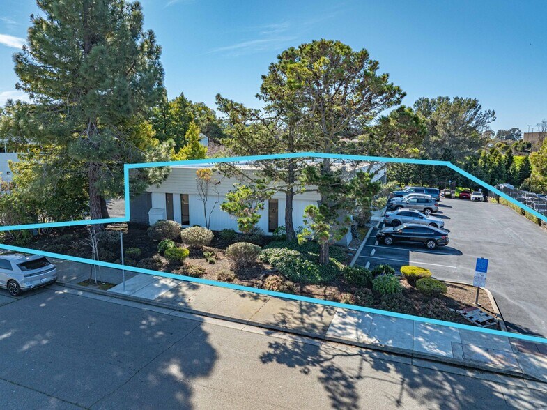 More Photos Of 3211 Auto Plaza, Richmond General Retail For Lease