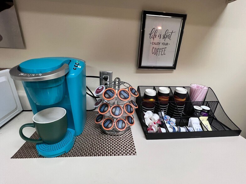 More Photos Of 517 N Mountain Ave, Upland Office For Lease