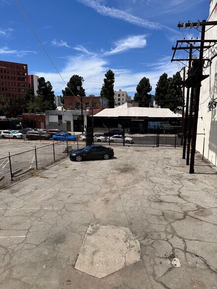 More Photos Of 1327 S Olive St, Los Angeles Specialty For Lease
