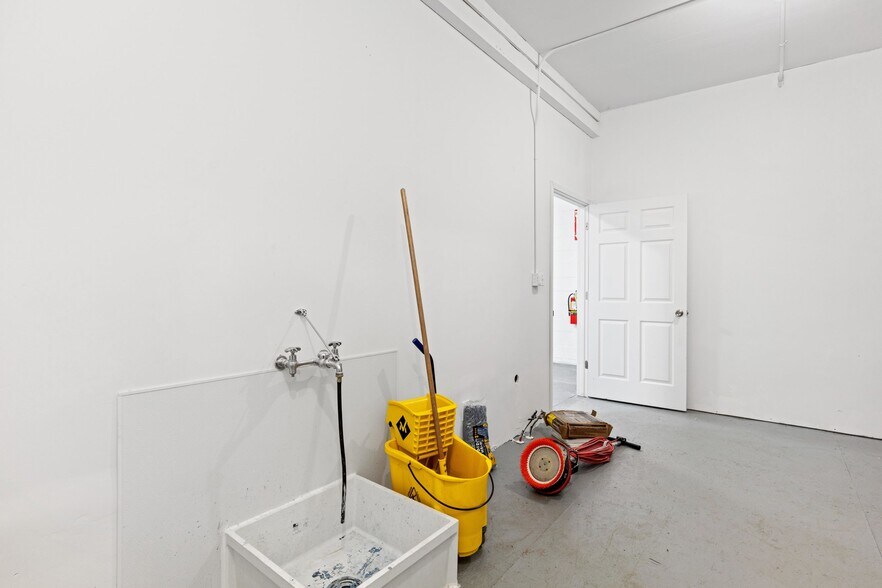 More Photos Of 3628 Brights Rd, Pittsville General Retail For Sale