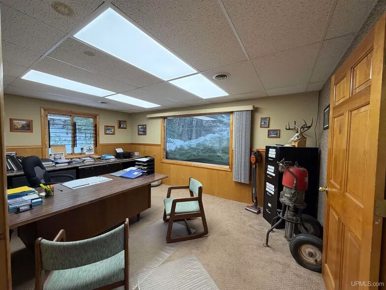 More Photos Of 7 Brebner Rd E, Negaunee Flex For Sale