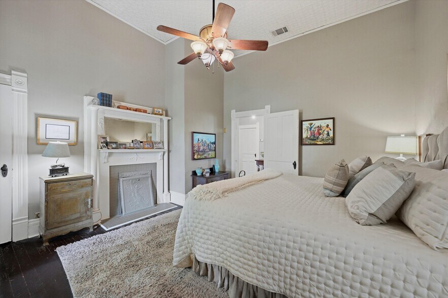 More Photos Of 202 E Main St, Celina Flex For Sale