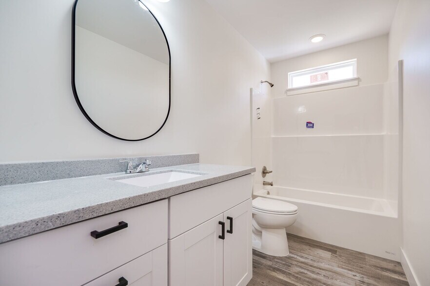 More Photos Of , Dayton Unknown For Sale