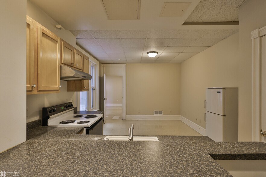 More Photos Of 22 S 13th St, Allentown Apartments For Sale