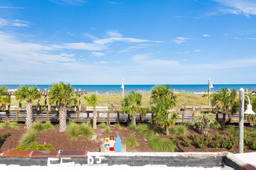 More Photos Of 12 N Pavilion Ave, Carolina Beach Storefront Retail Office For Sale