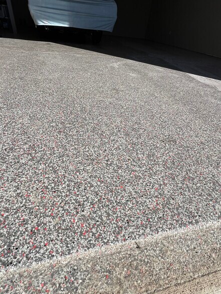 More Photos Of 17725 Motor District Cir, Carmel Showroom For Sale