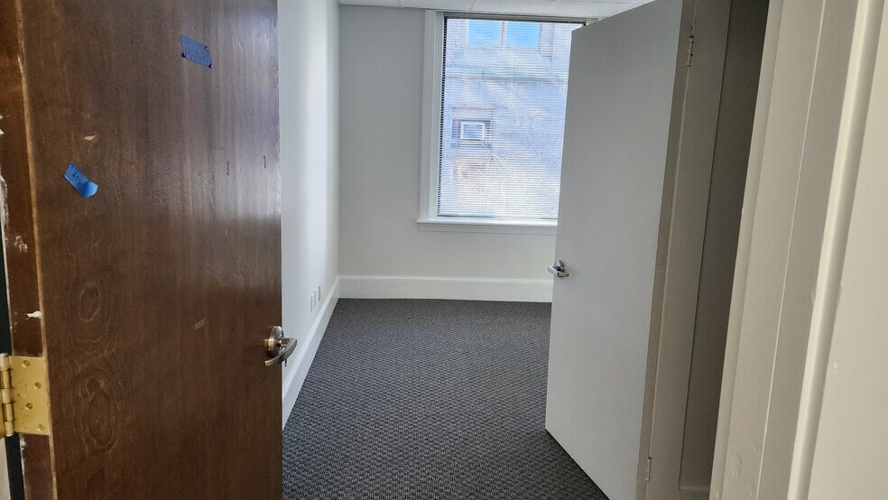 More Photos Of 14-18 Broadway, Taunton Storefront Retail Office For Lease