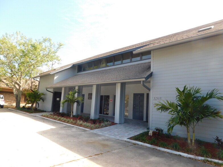 Primary Photo Of 5205 Babcock St NE, Palm Bay Office For Lease
