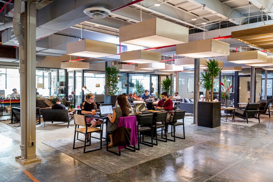 More Photos Of 594 Dean St, Brooklyn Coworking Space