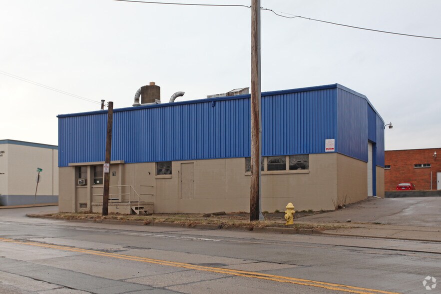 More Photos Of 640 Carr St, Cincinnati Warehouse For Lease