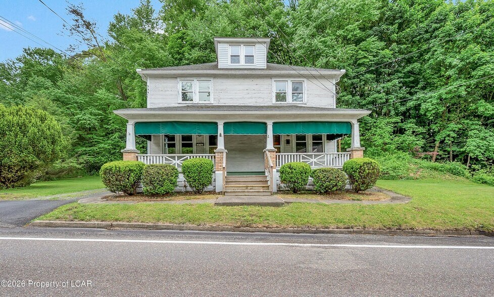Primary Photo Of 7974-7976 Main St, Shickshinny Apartments For Sale