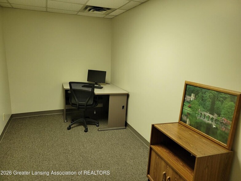 More Photos Of 108 W Higham St, Saint Johns Medical For Sale