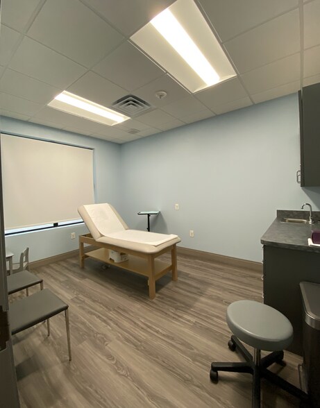 More Photos Of 788 S Watters Rd, Allen Medical For Sale