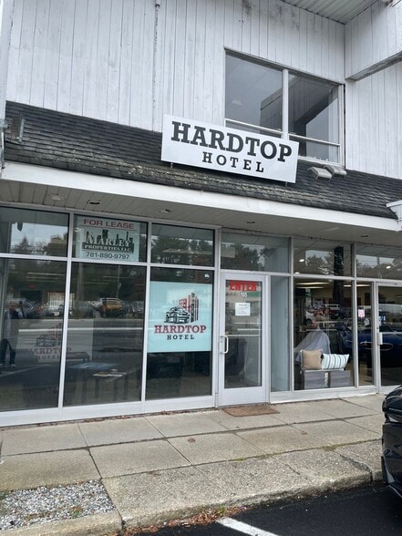 More Photos Of 853 Main St, Tewksbury General Retail For Lease