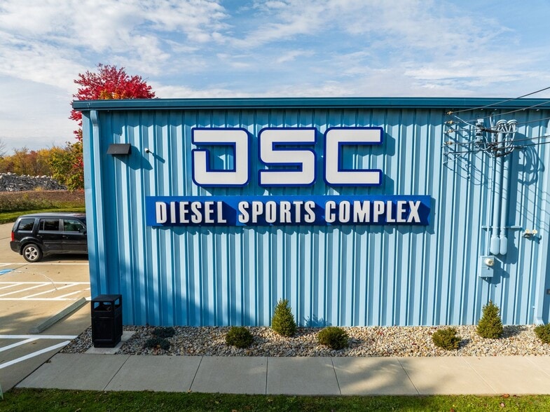 More Photos Of 9043 Marshall Rd, Cranberry Township Manufacturing For Sale