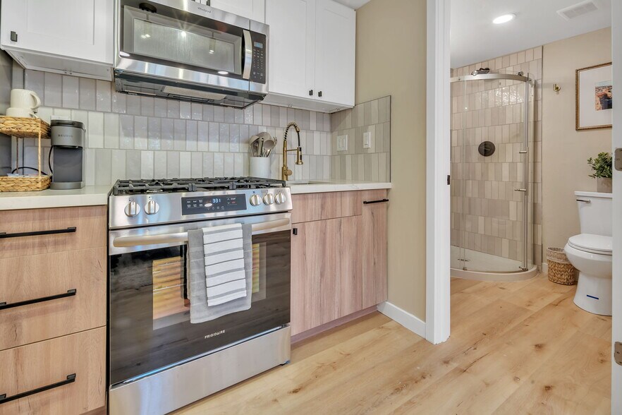 More Photos Of 418 W Ivy St, San Diego Apartments For Sale