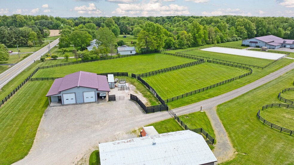 More Photos Of 9317 S Johnstown-Alexandria Rd, Johnstown Horse Stables For Sale