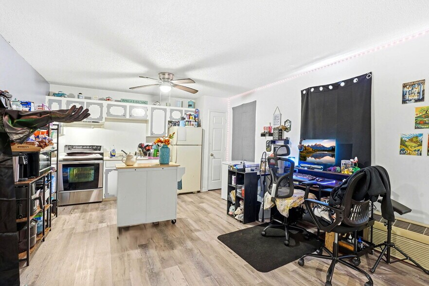 More Photos Of 8703 Highway 19 E, Roan Mountain Apartments For Sale