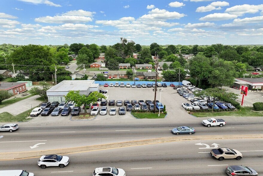 More Photos Of 435 E New Circle Rd, Lexington Specialty For Sale