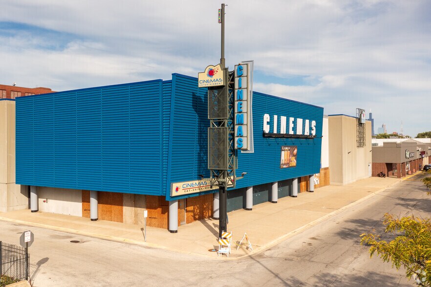 Primary Photo Of 3330 W Roosevelt Rd, Chicago Movie Theatre For Lease